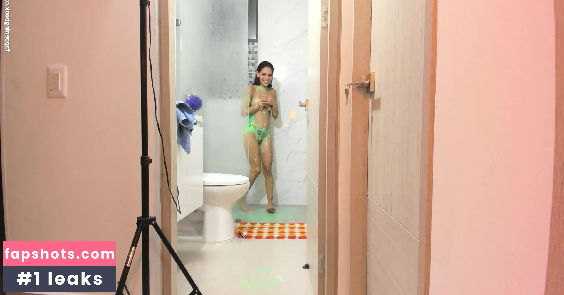 MakyMakys gallery photo #45