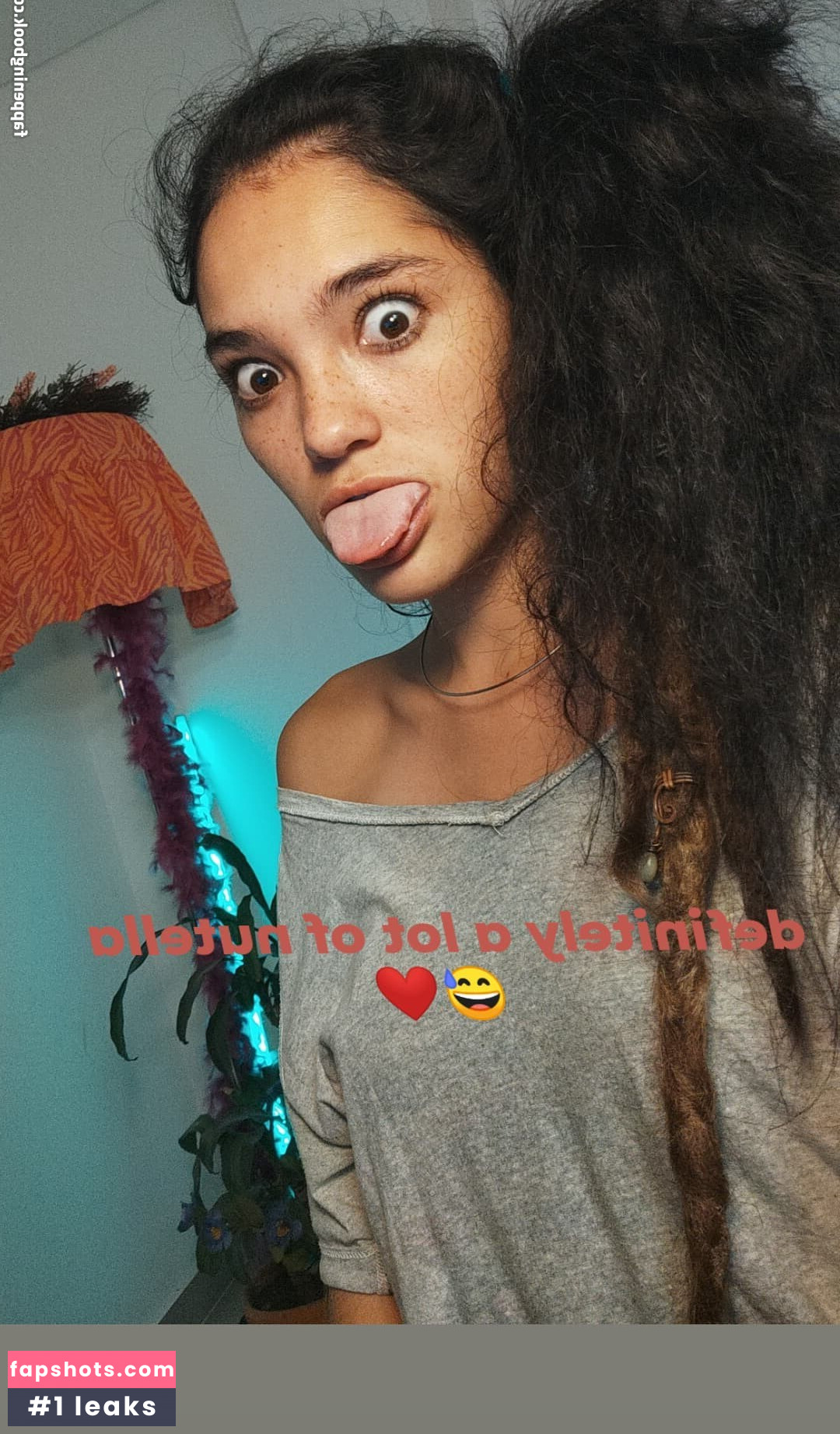 MakyMakys gallery photo #49