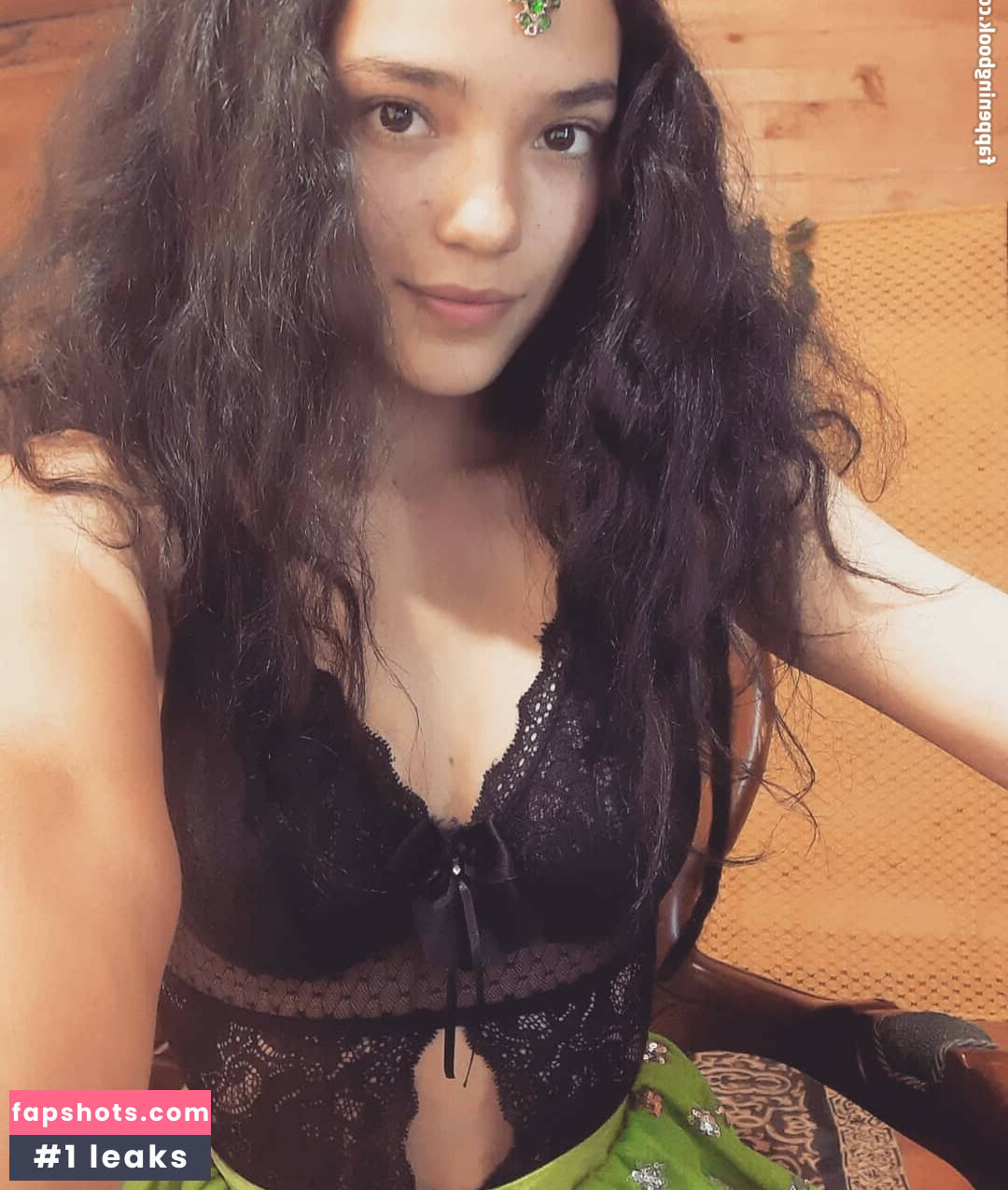 MakyMakys gallery photo #65