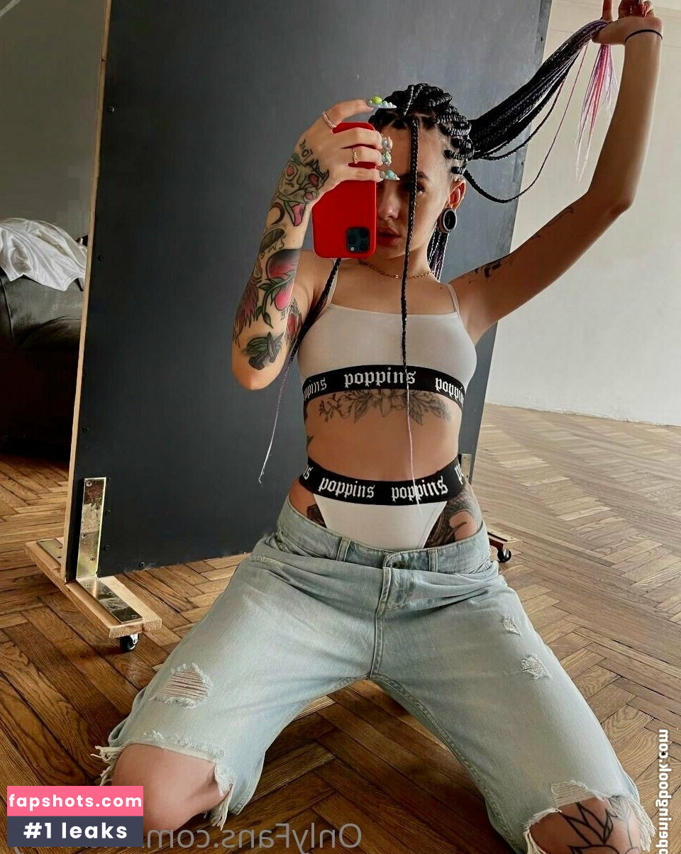 mal.lory Filtración Desnuda OnlyFans Foto #22 - Fapshots