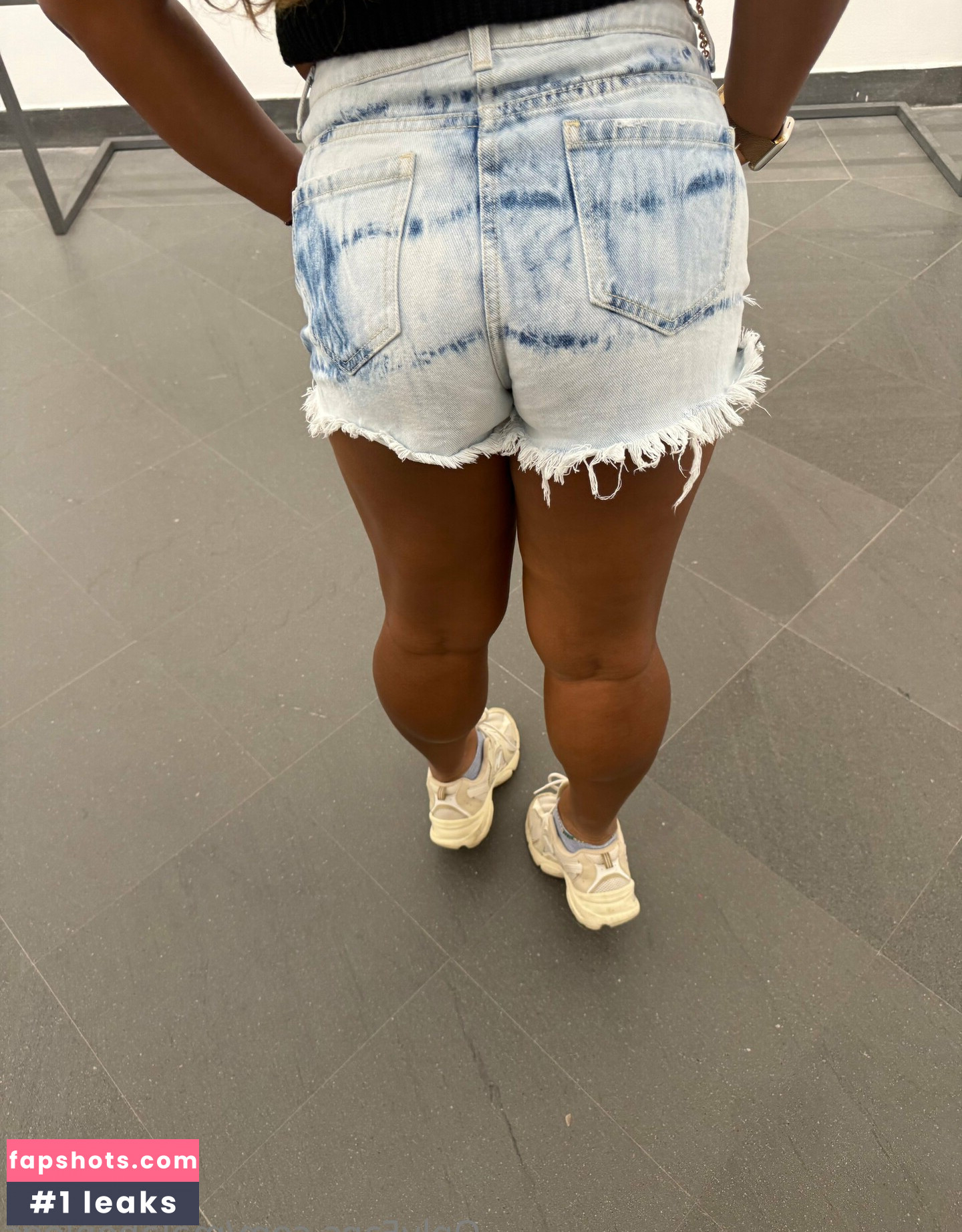 malabonlegs gallery photo #2