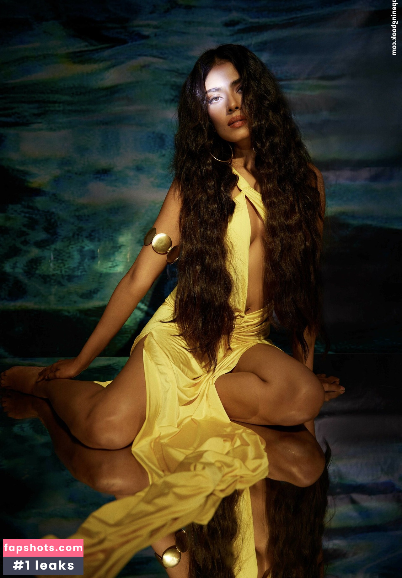 Malavika Mohanan Nude Leaks OnlyFans Photos #18 - Fapshots