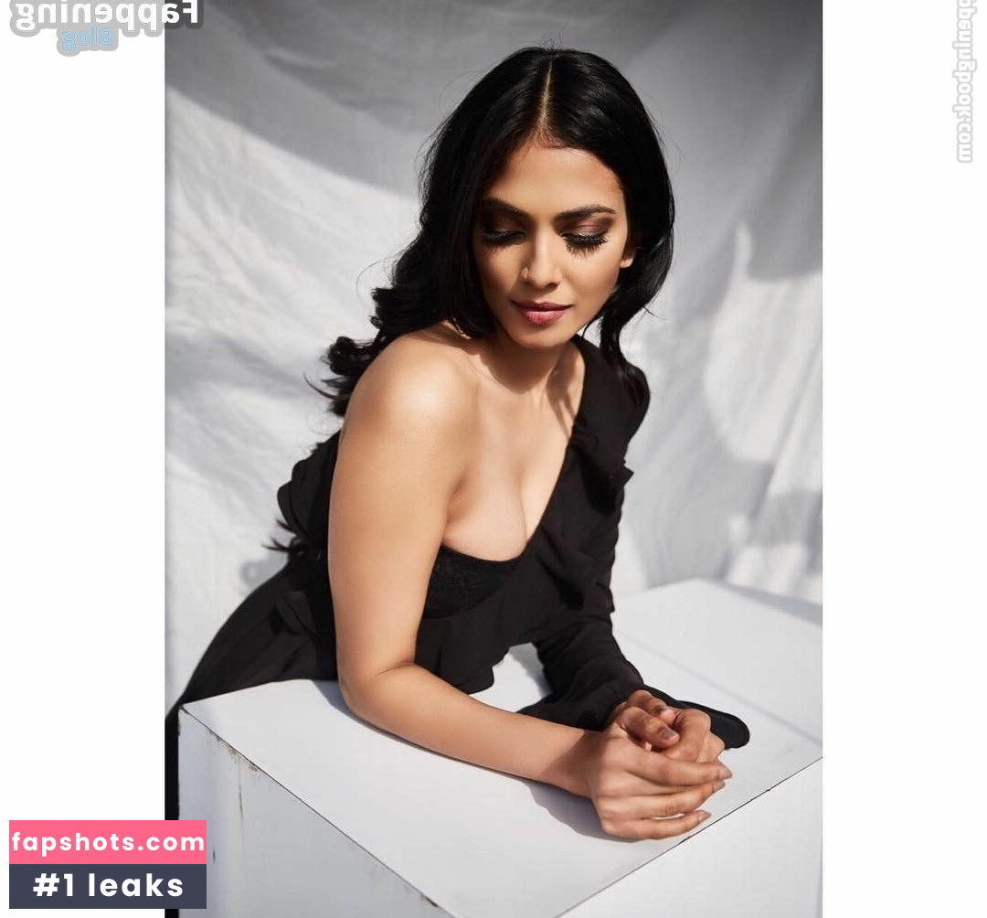 Malavika Mohanan Nude Leaks OnlyFans Photos #38 - Fapshots