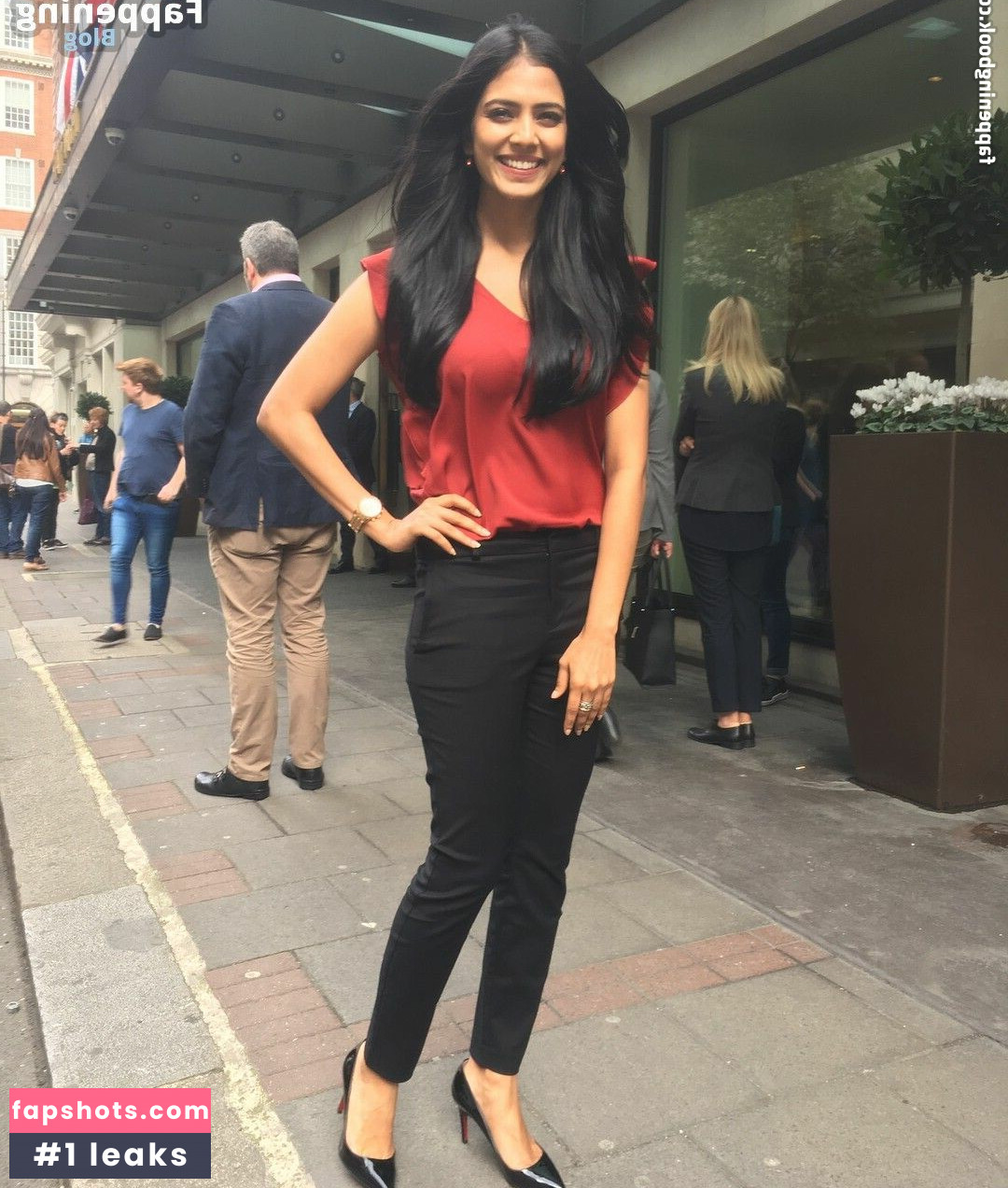 Malavika Mohanan Nude Leaks OnlyFans Photos #65 - Fapshots