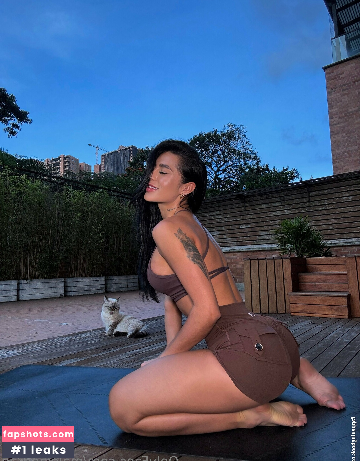 Malejandraq gallery photo #26