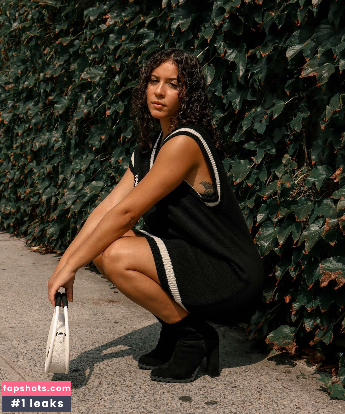 Maleni Cruz gallery photo #11