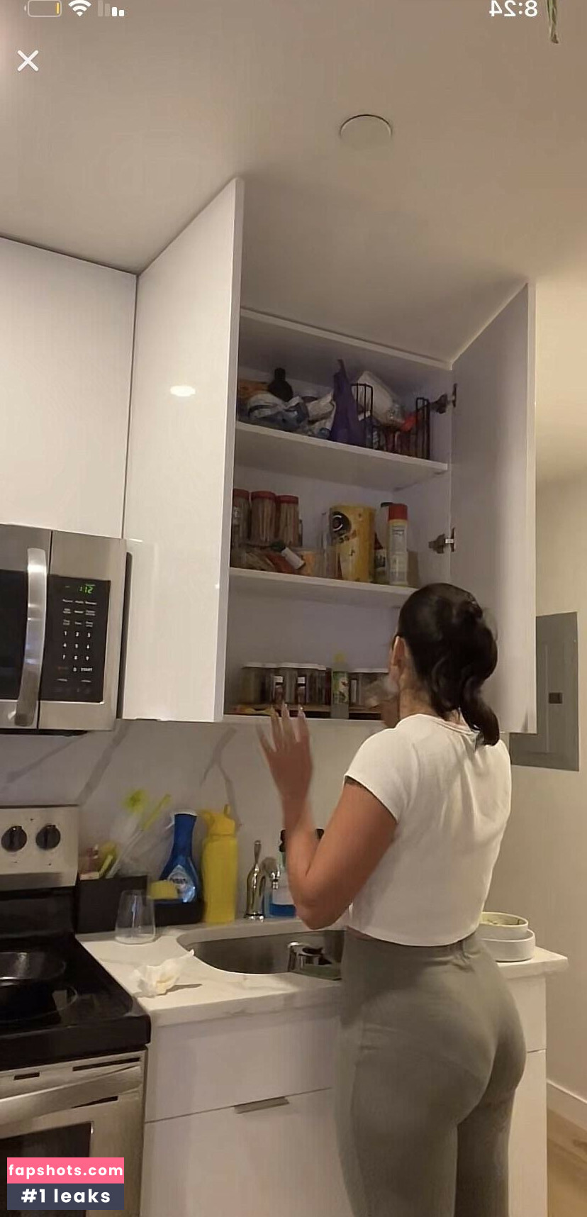 Maleni Cruz gallery photo #101