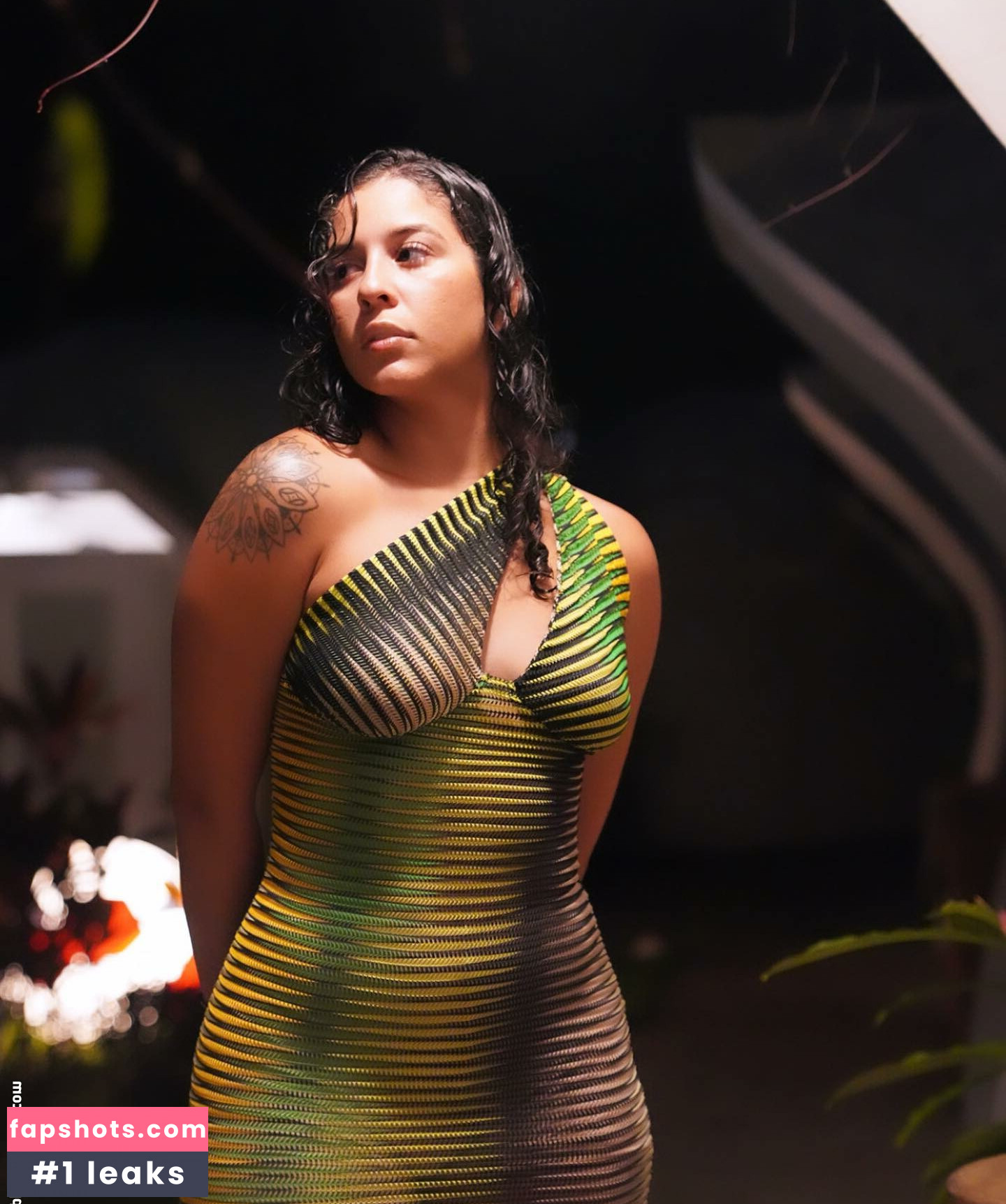 Maleni Cruz gallery photo #15