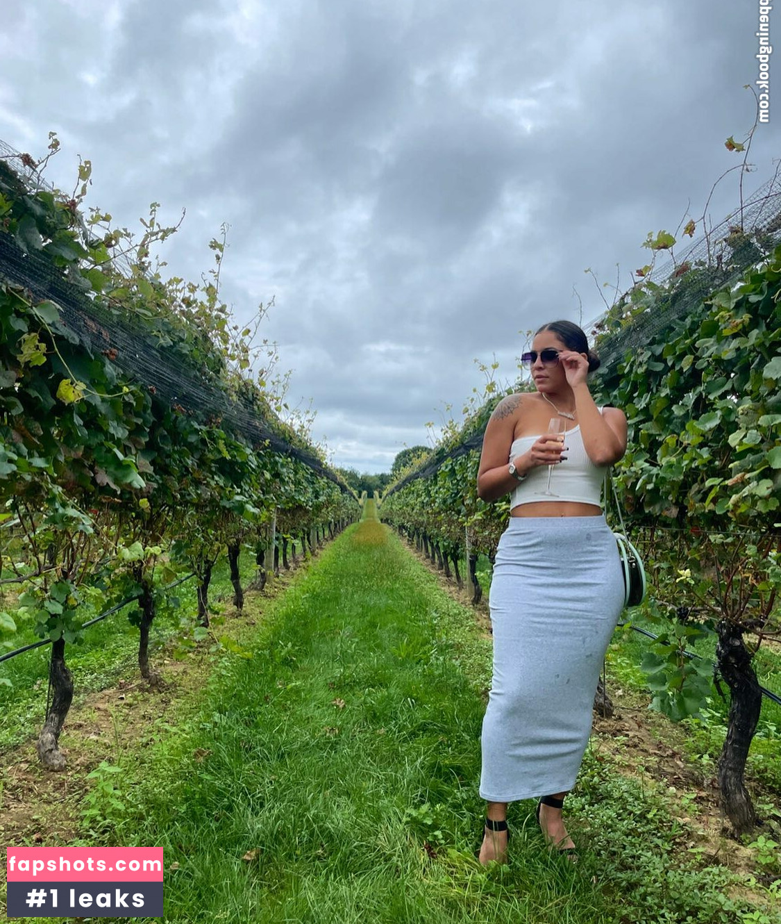 Maleni Cruz gallery photo #17