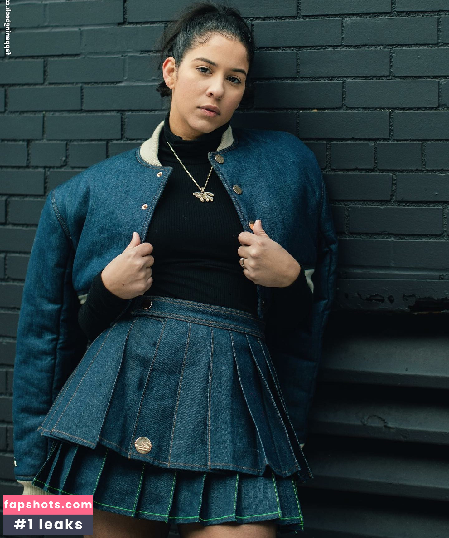 Maleni Cruz gallery photo #25