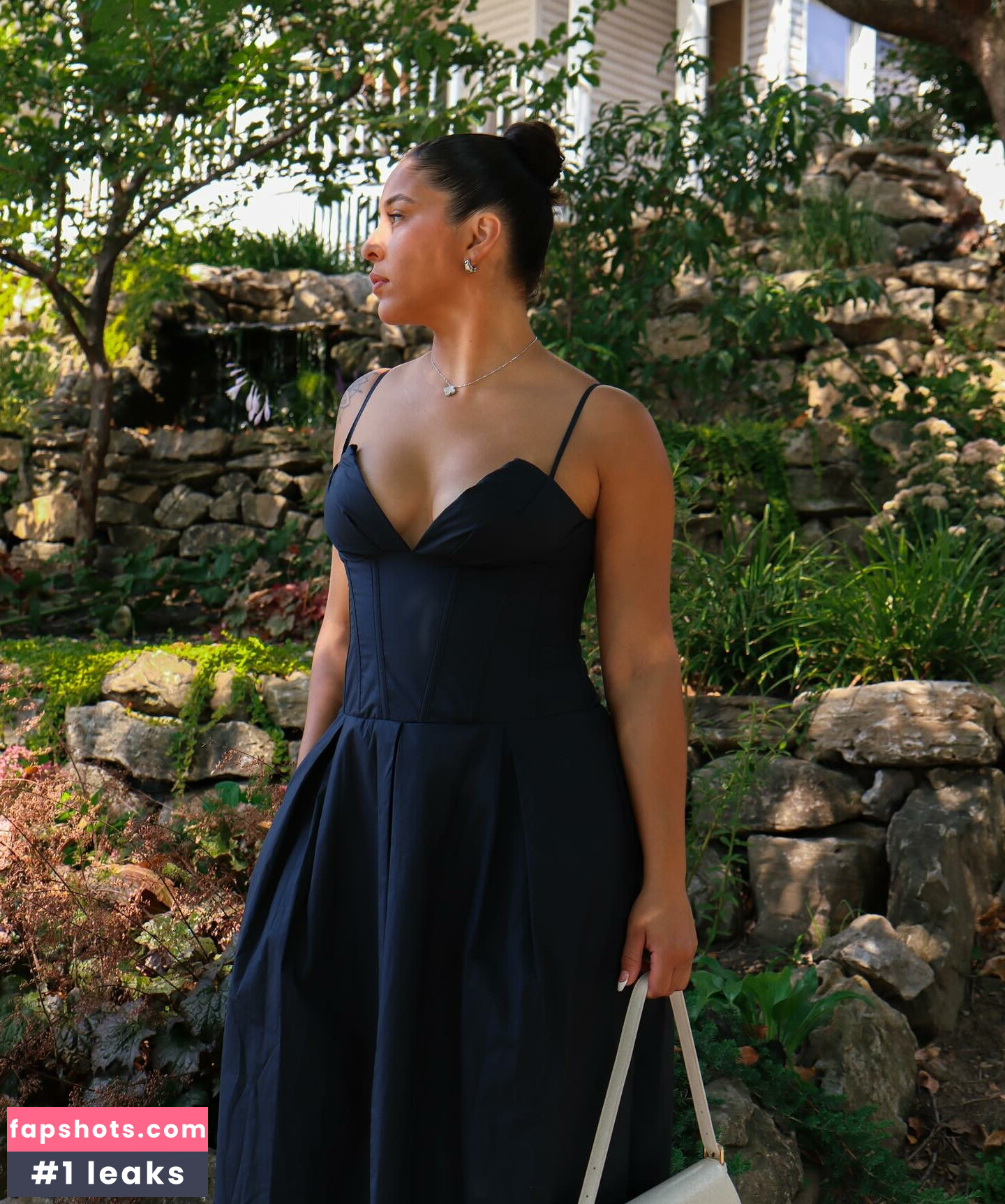 Maleni Cruz gallery photo #35