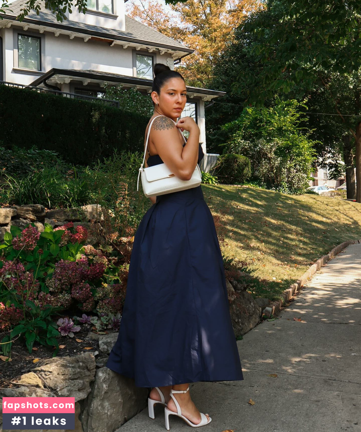 Maleni Cruz gallery photo #41