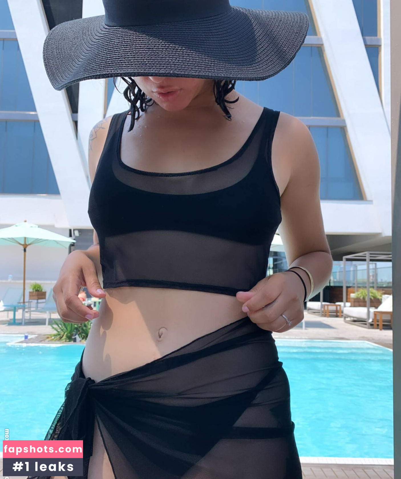 Maleni Cruz gallery photo #59