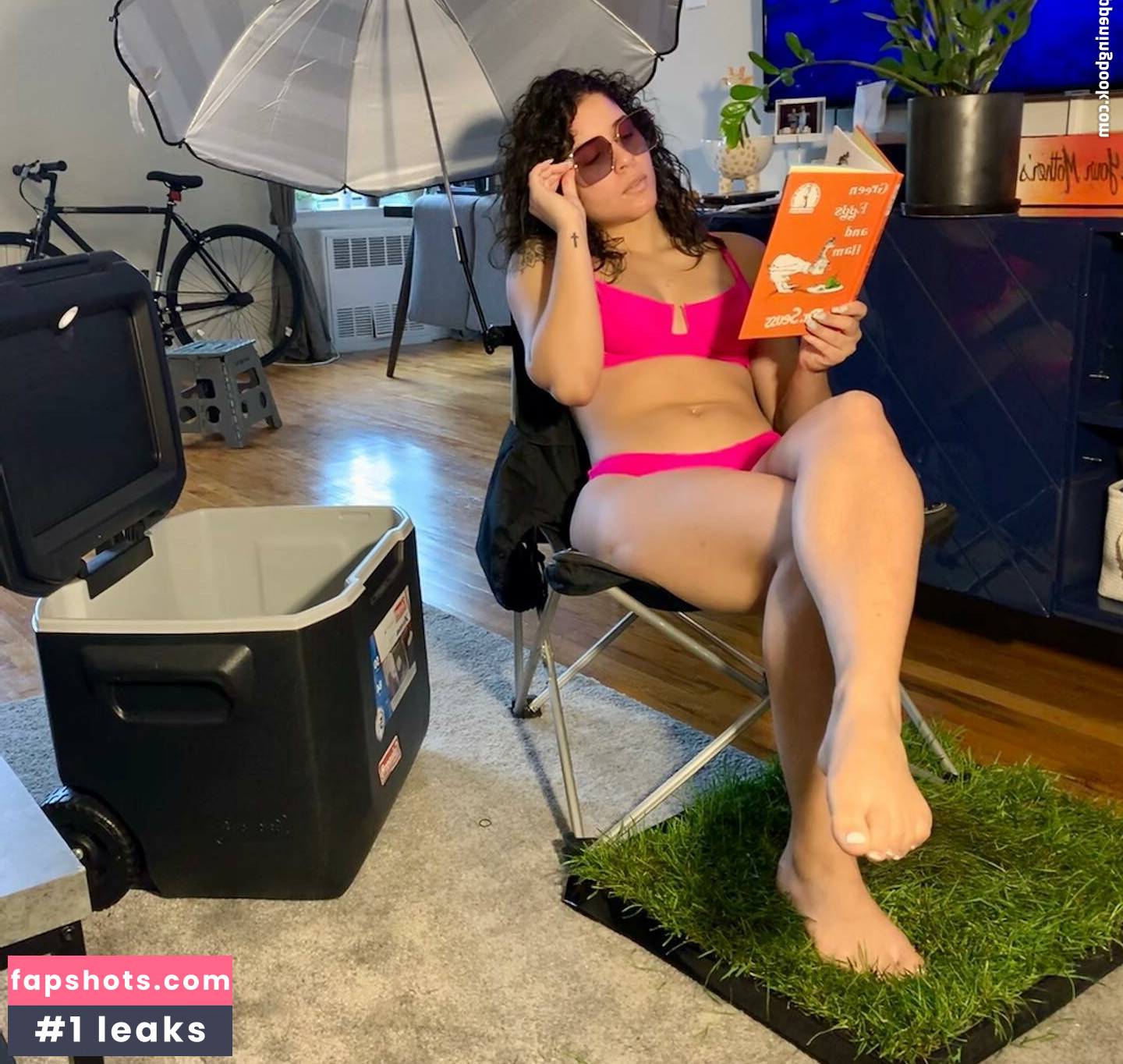 Maleni Cruz gallery photo #70