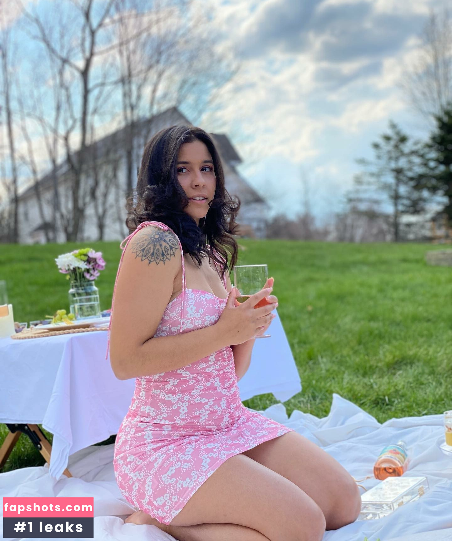 Maleni Cruz gallery photo #8