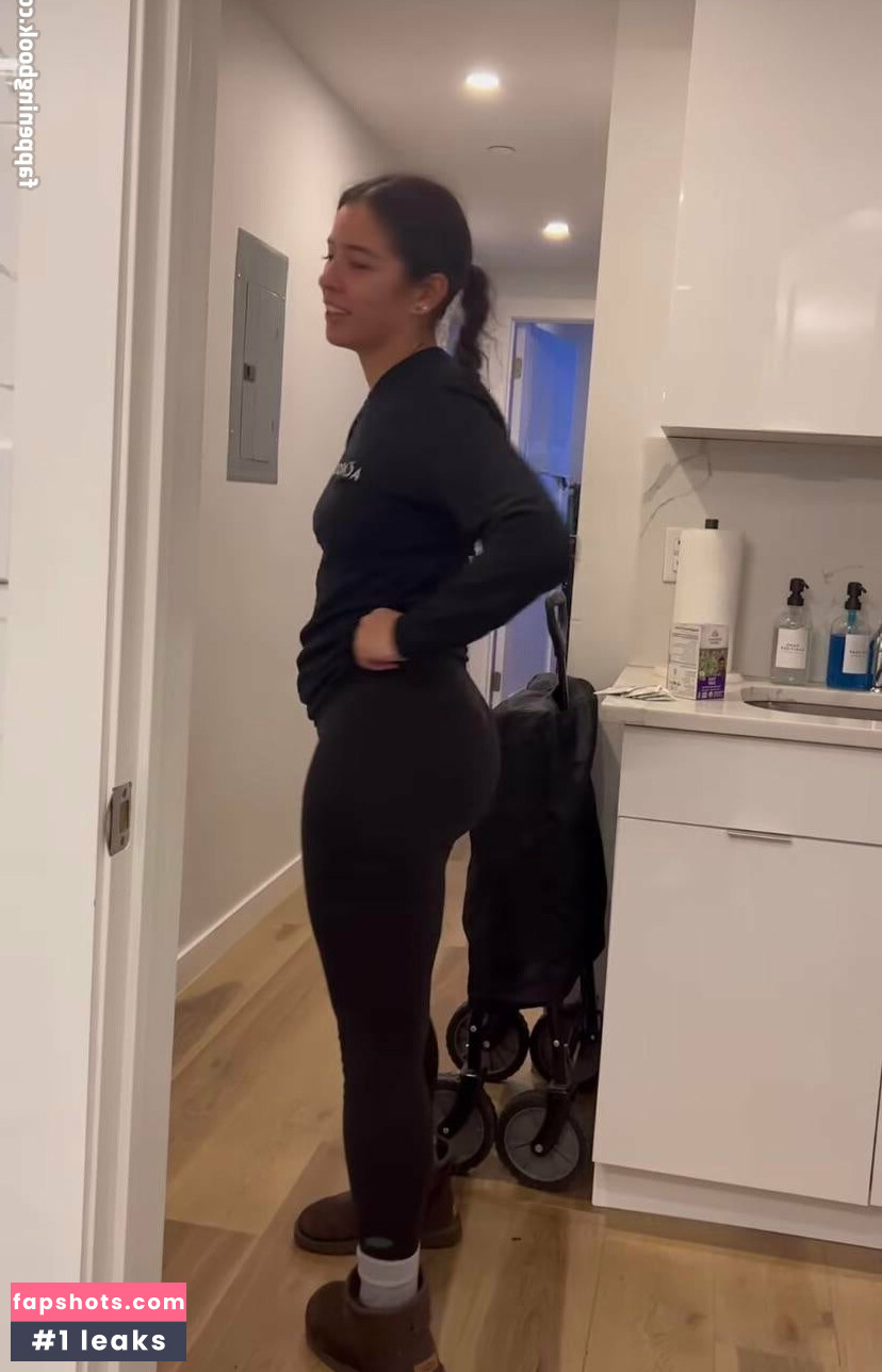 Maleni Cruz gallery photo #83