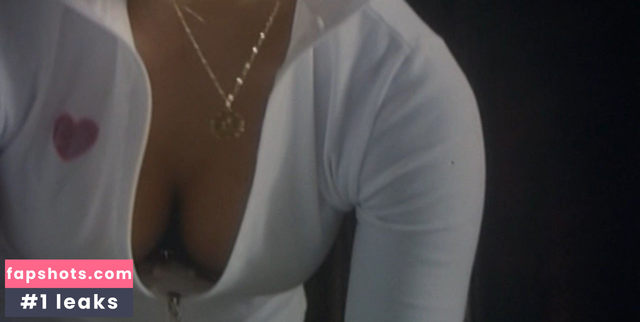 Malgorzata Socha gallery photo #11