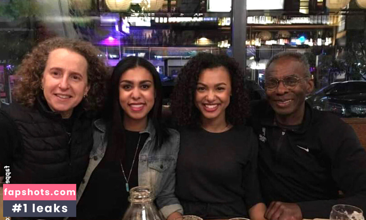 Malika Andrews gallery photo #2