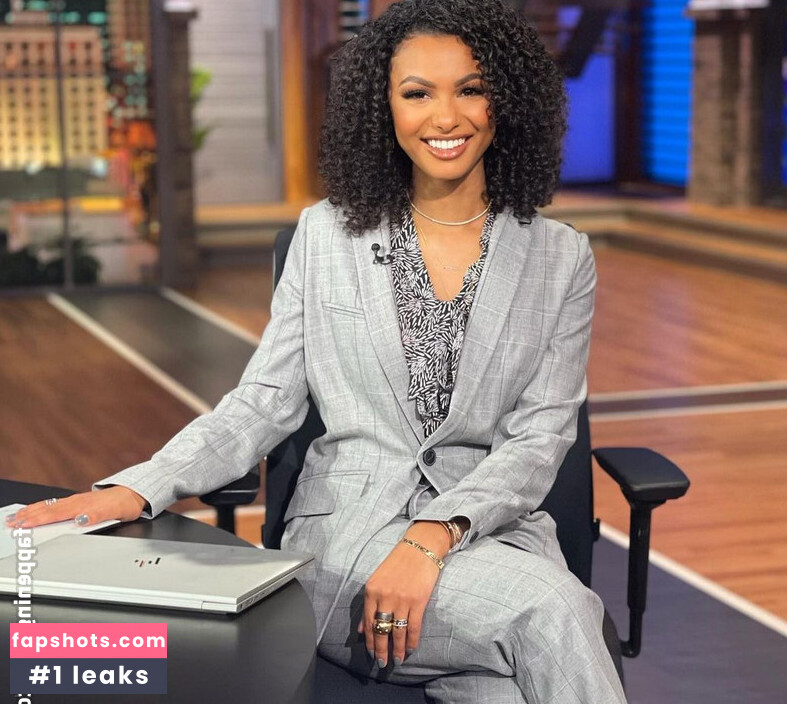 Malika Andrews gallery photo #41