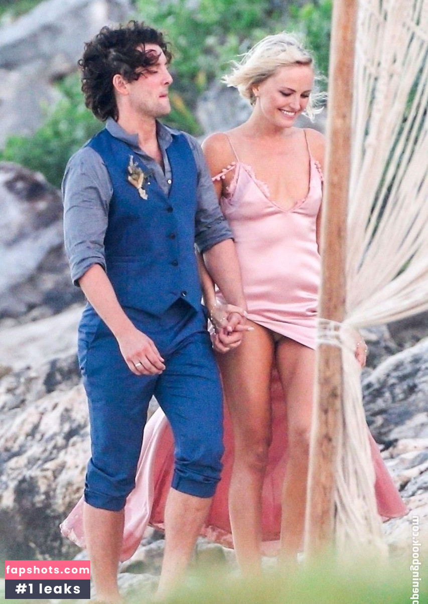 Malin Åkerman Nude Leaks OnlyFans Photos #244 - LeakJerk