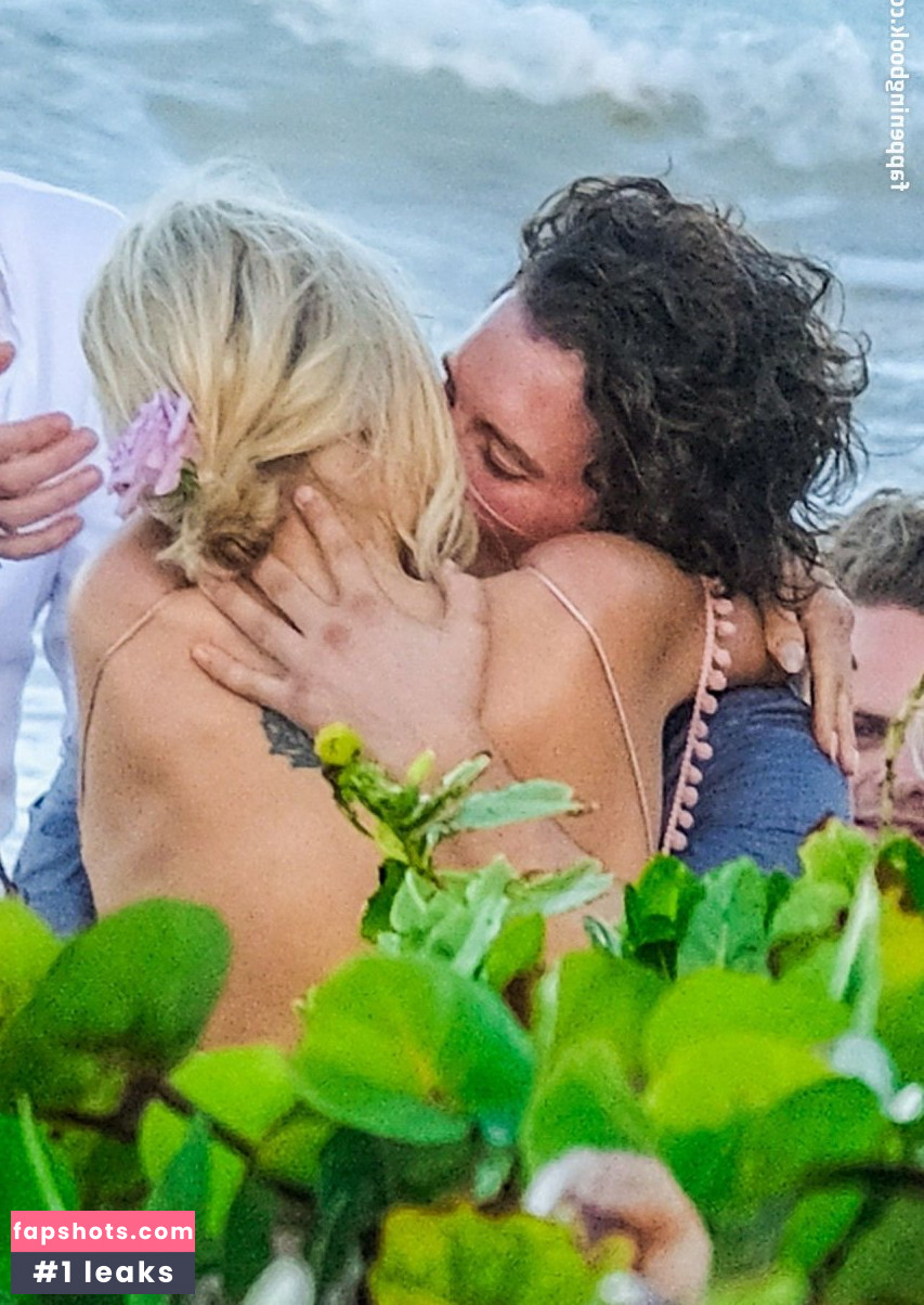 Malin Åkerman Nude Leaks OnlyFans Photos #257 - LeakJerk