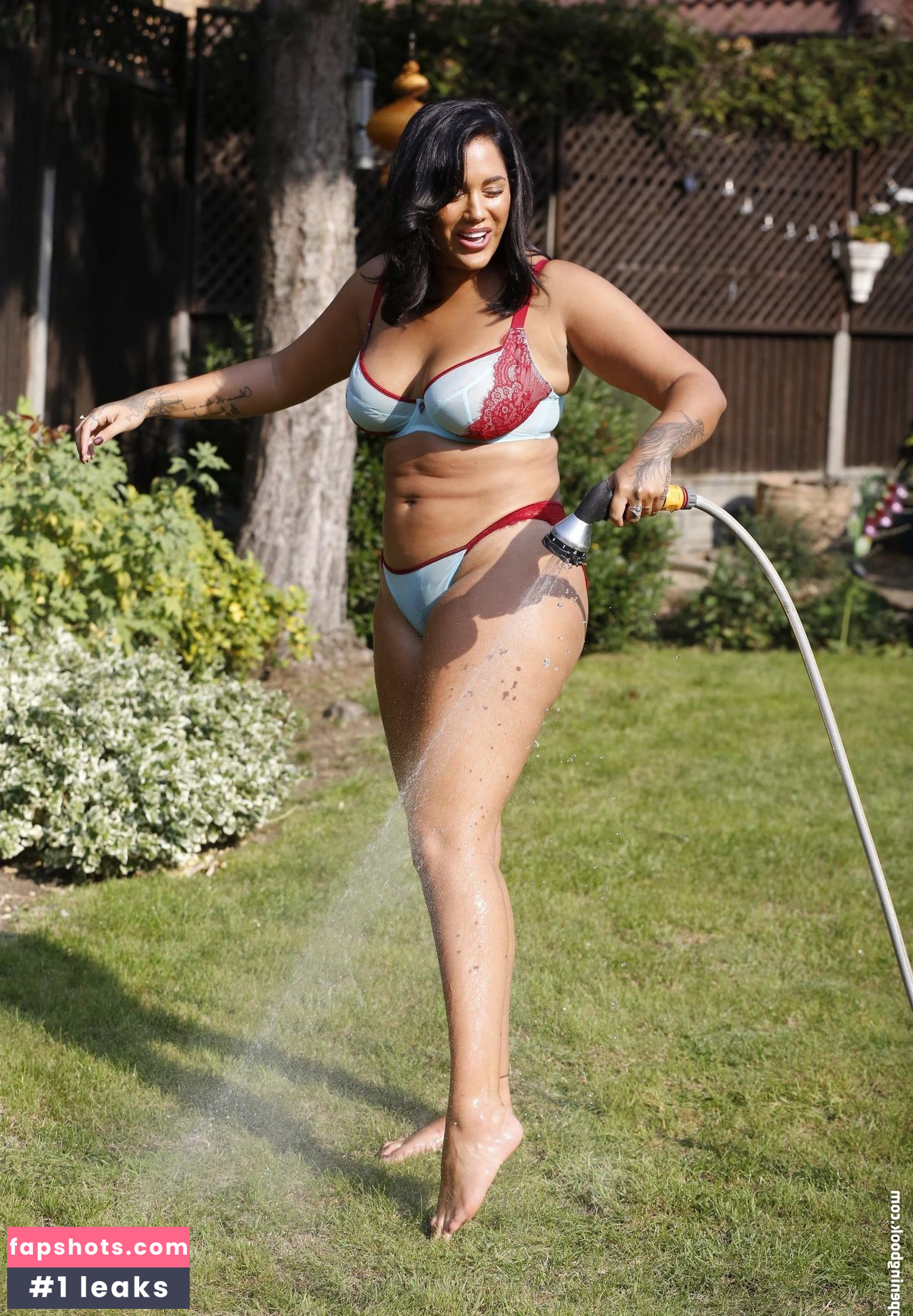 Malin Andersson gallery photo #132