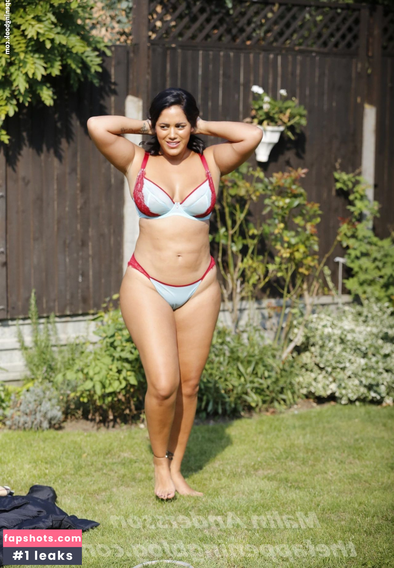 Malin Andersson gallery photo #139