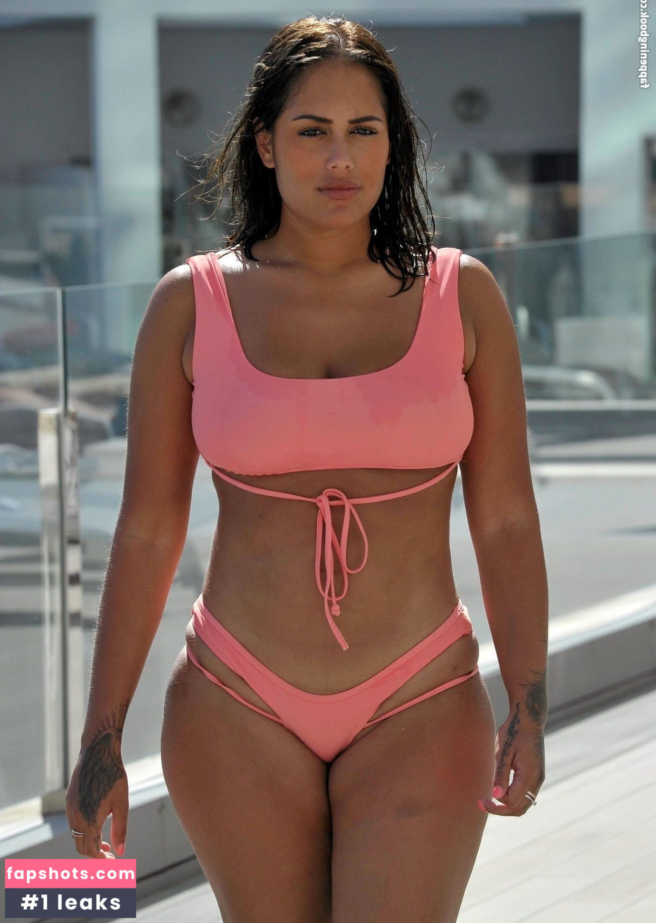 Malin Andersson gallery photo #213