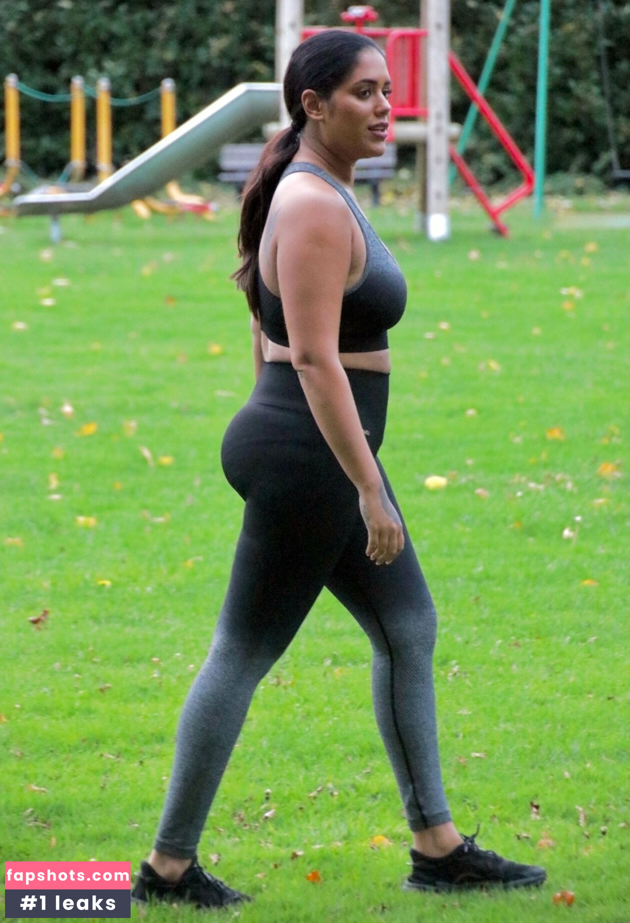 Malin Andersson gallery photo #38