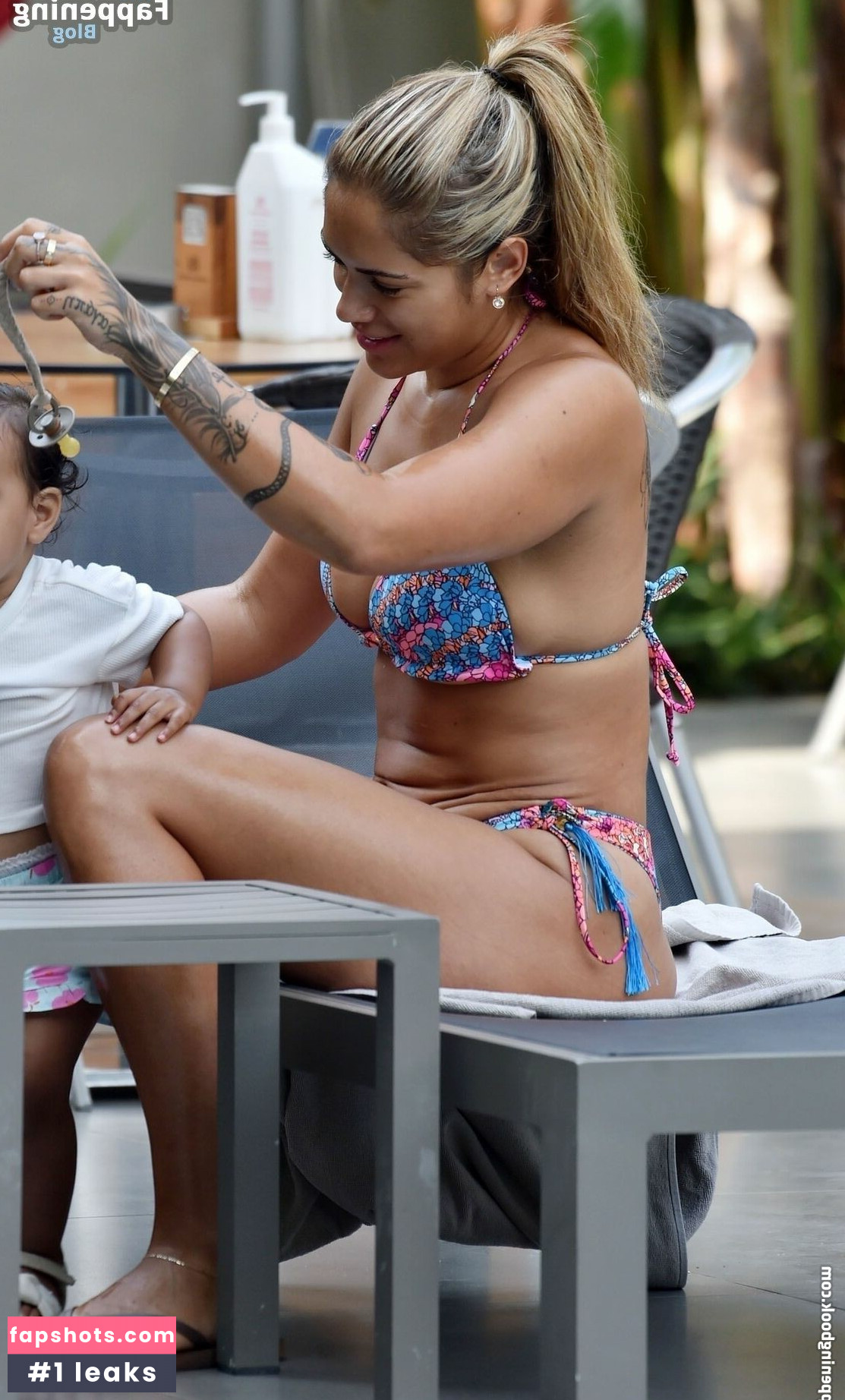 Malin Andersson gallery photo #46