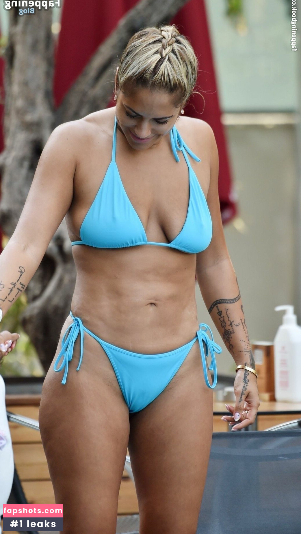 Malin Andersson gallery photo #51