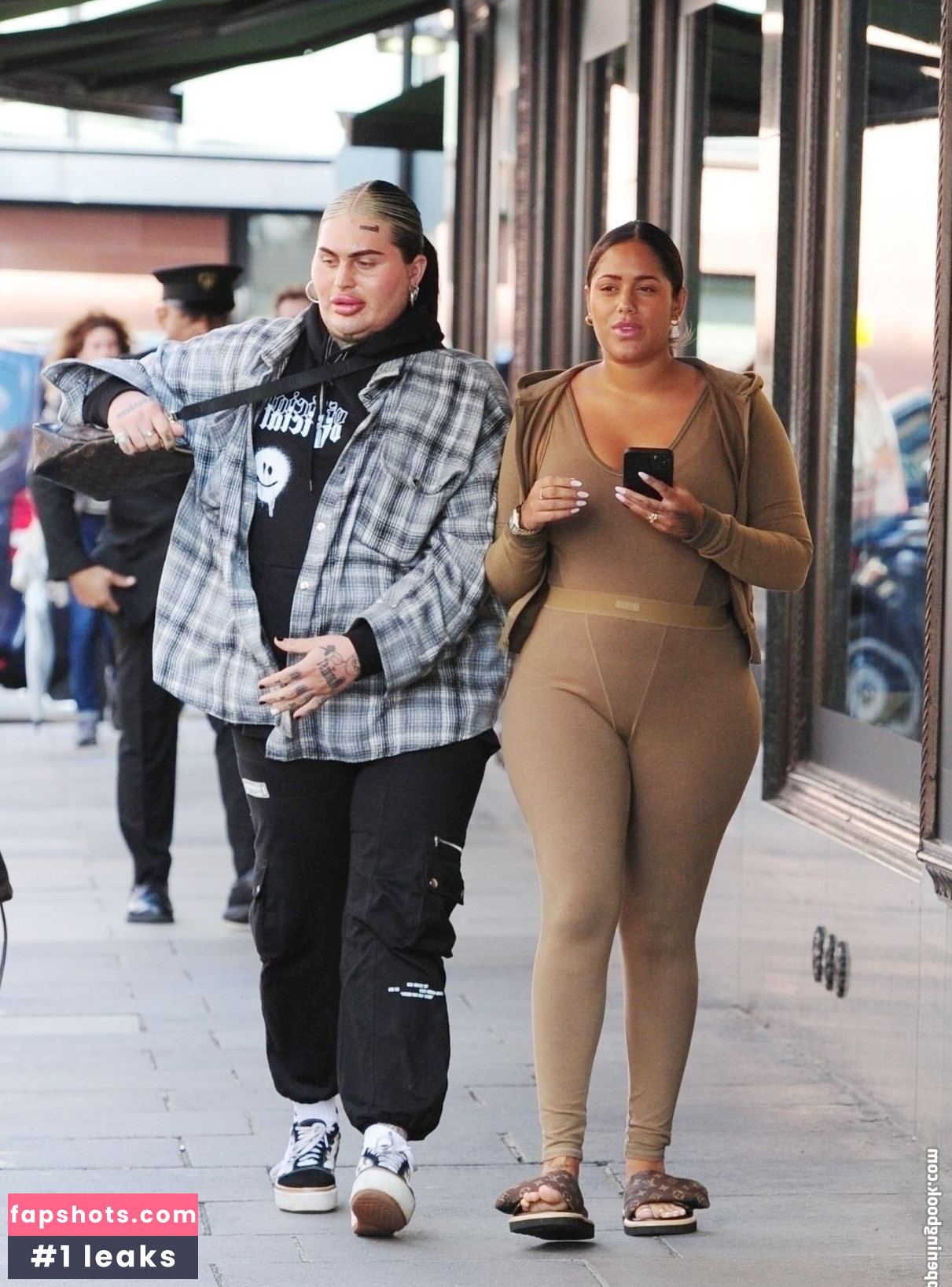 Malin Andersson gallery photo #68