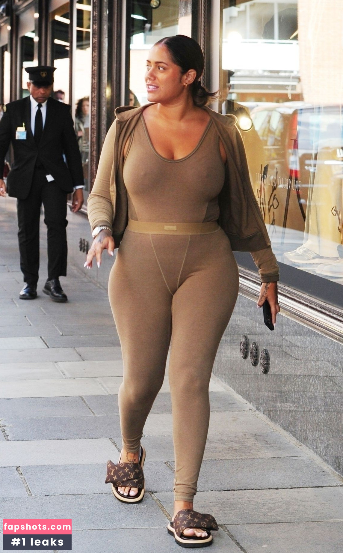 Malin Andersson gallery photo #73