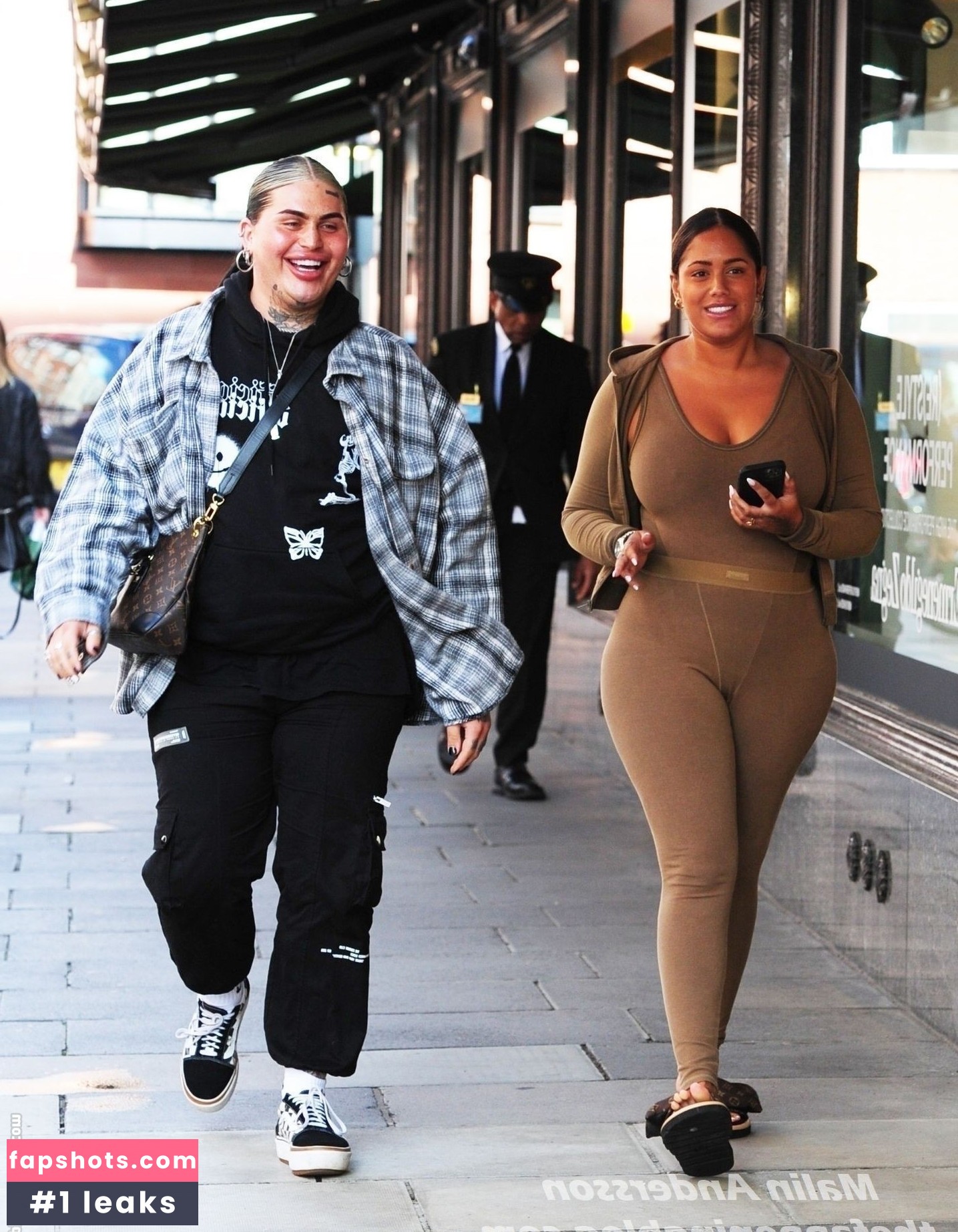 Malin Andersson gallery photo #76