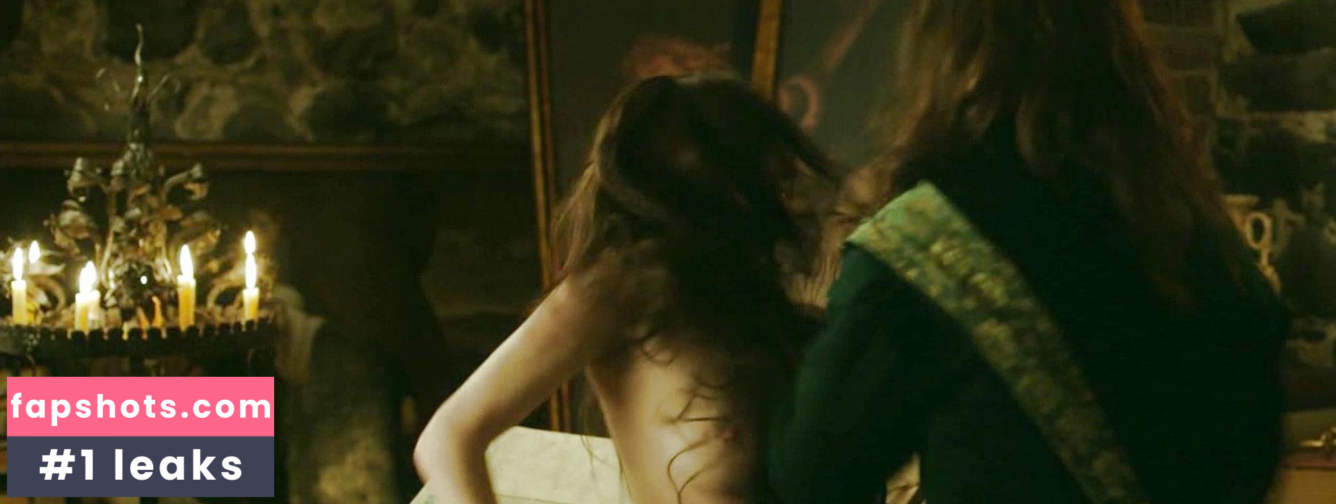 Malin Buska gallery photo #6