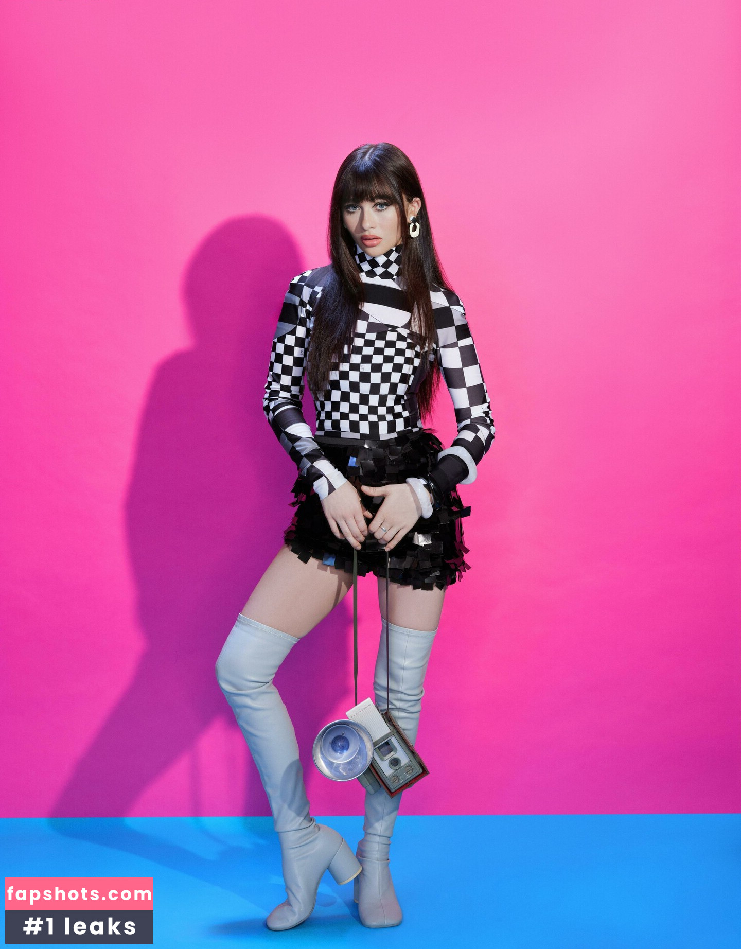 Malina Weissman gallery photo #5