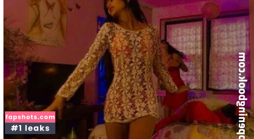 Malina Weissman gallery photo #81