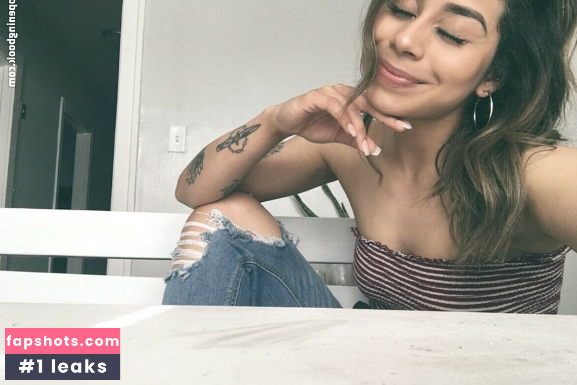 Maljackie nude babe gallery