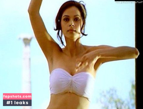 Mallika Sherawat Nahé úniky fotek pouze od fanoušků #4 - Fapshots