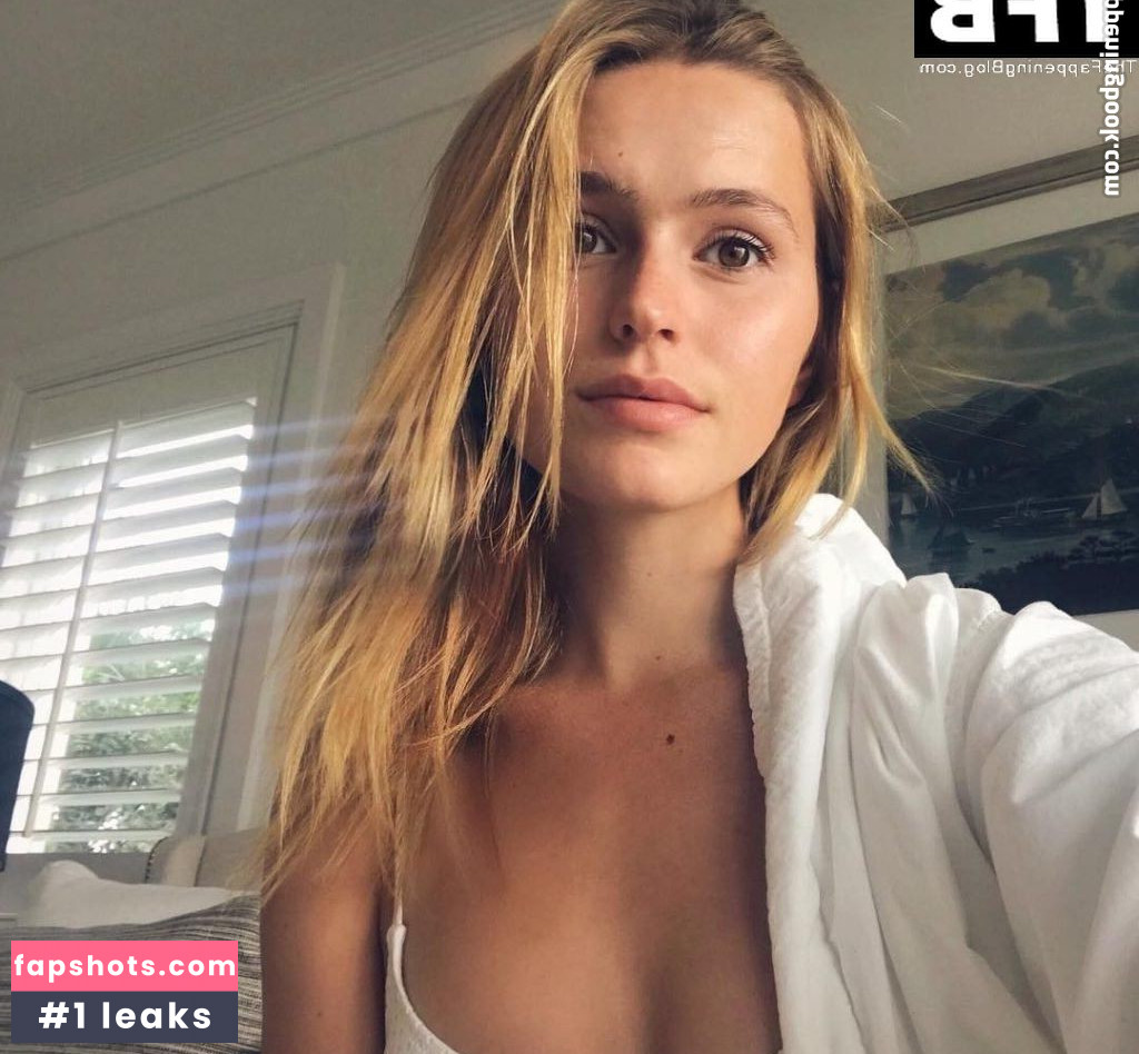 Mallory Edens gallery photo #6