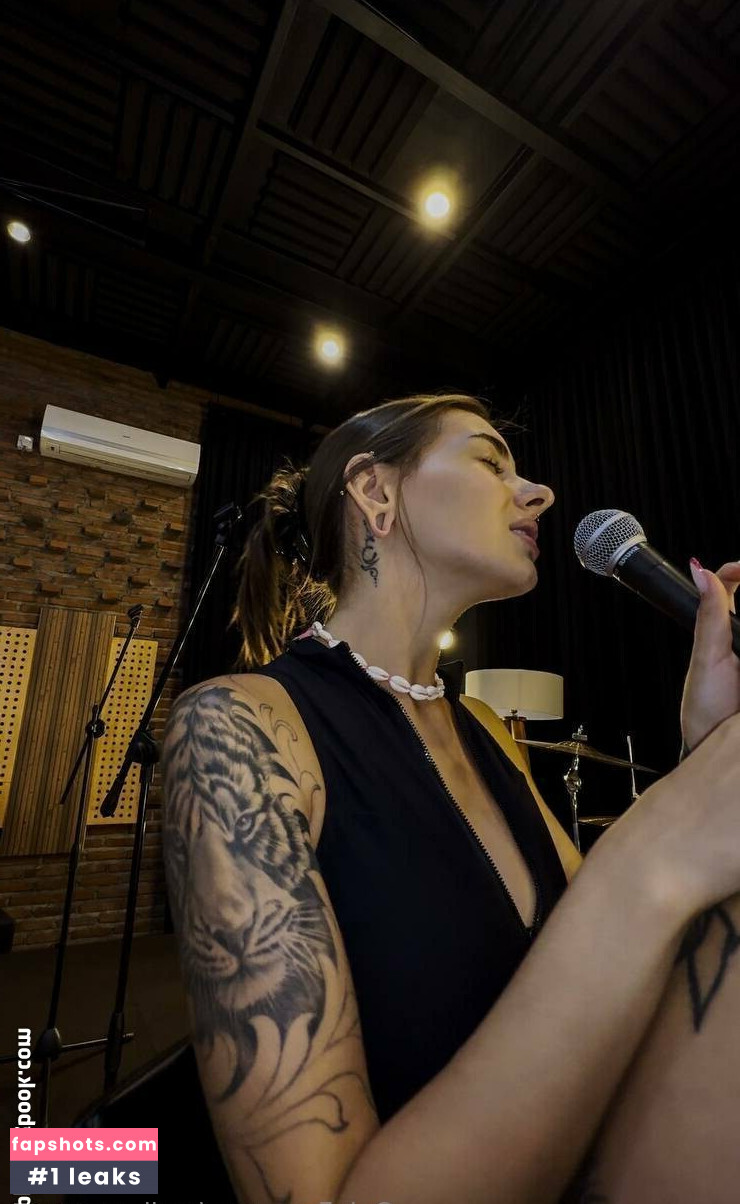 mallory.grace Filtración Desnuda OnlyFans Foto #21 - Fapshots