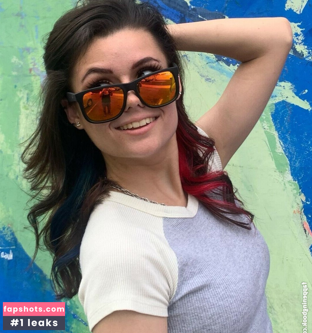 Mally_Mouse gallery photo #102