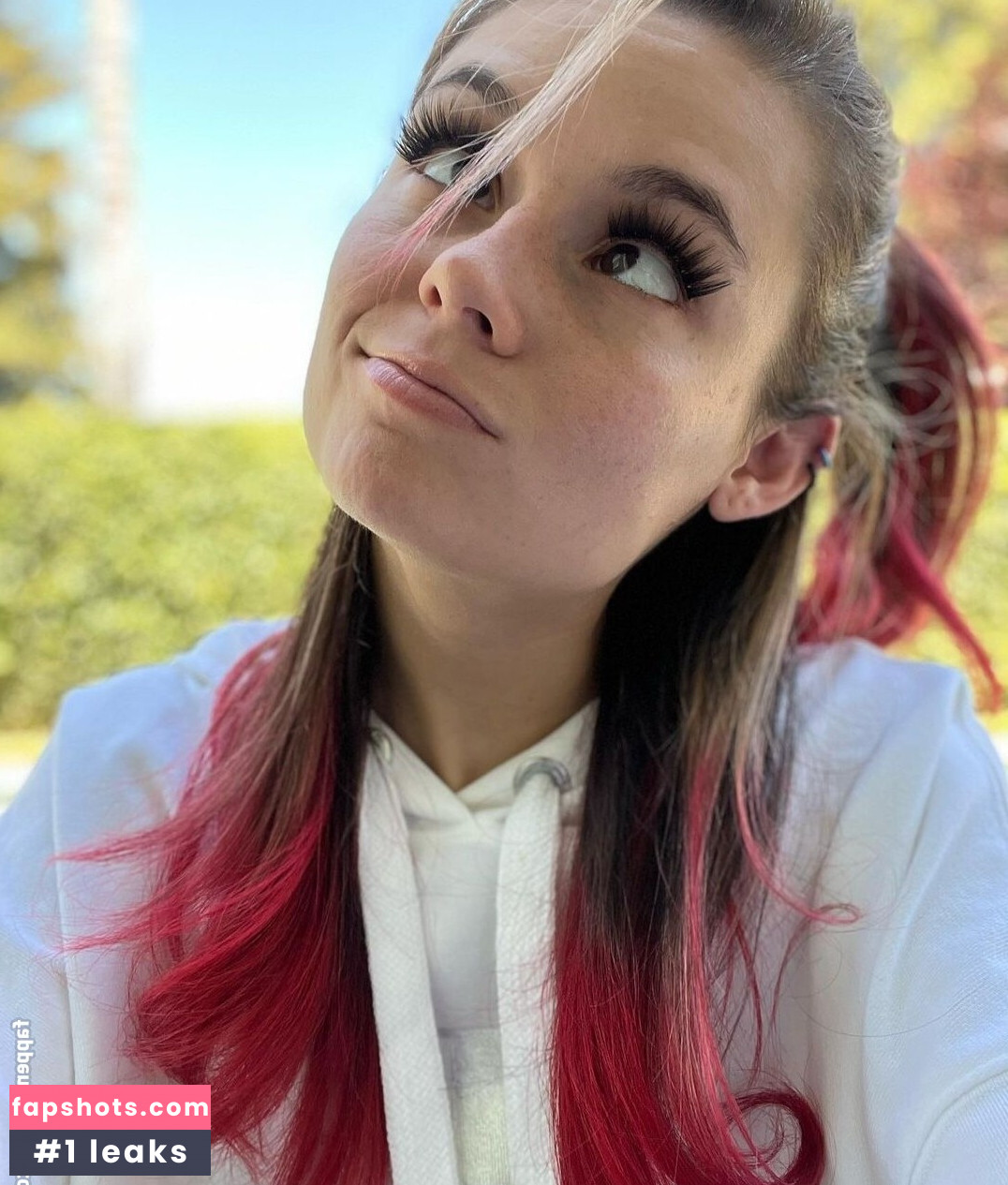 Mally_Mouse gallery photo #106