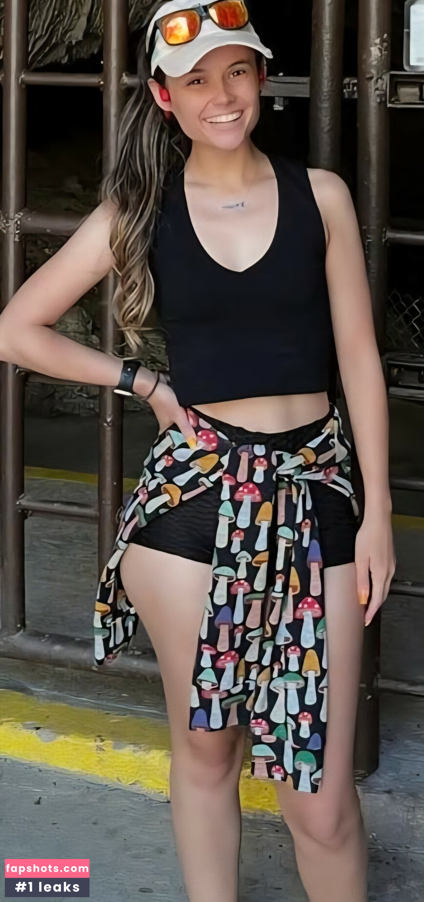 Mally_Mouse gallery photo #24