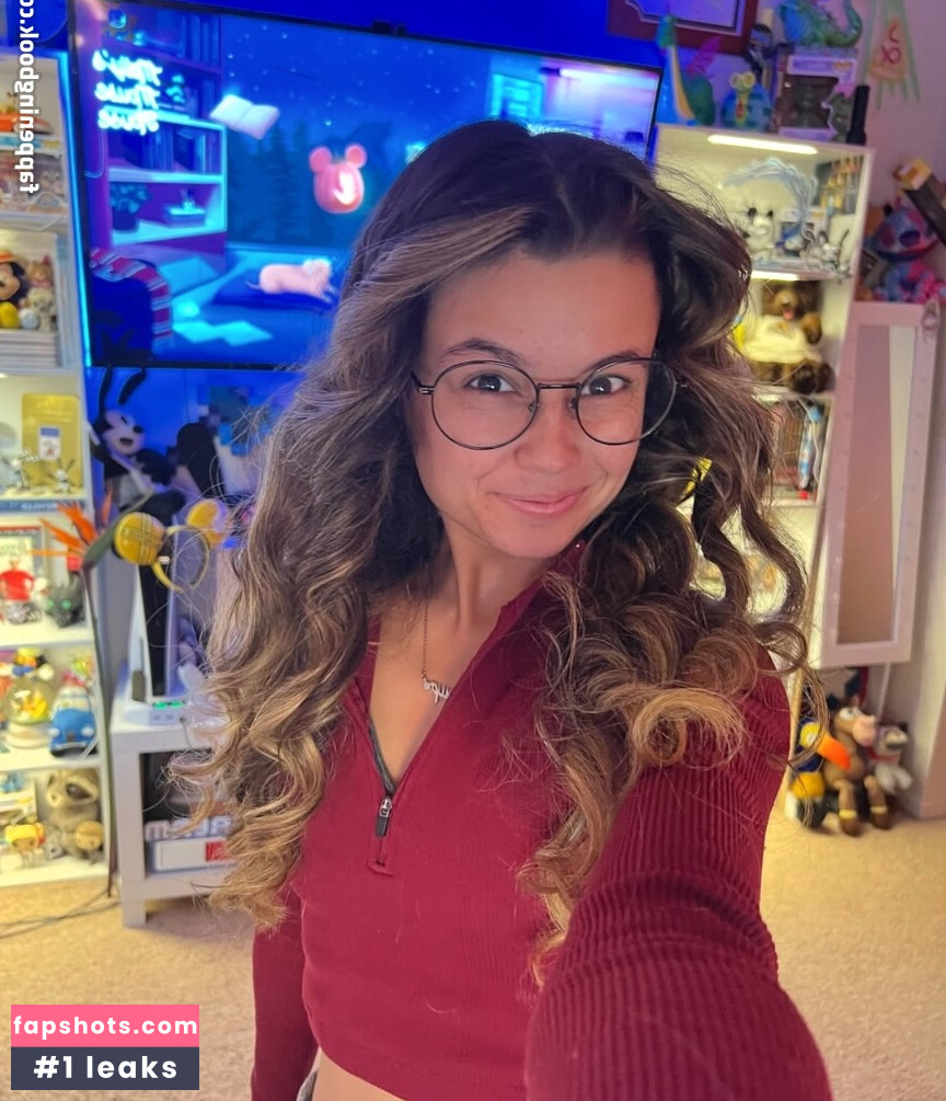 Mally_Mouse gallery photo #28