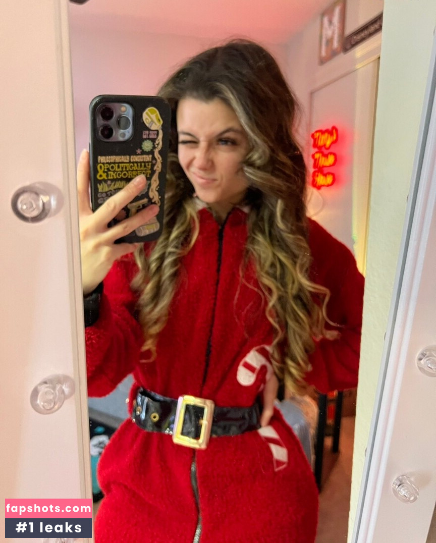 Mally_Mouse gallery photo #32