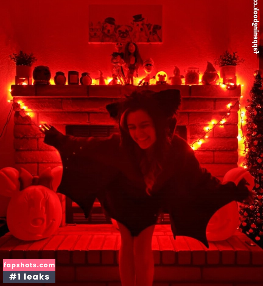 Mally_Mouse gallery photo #36