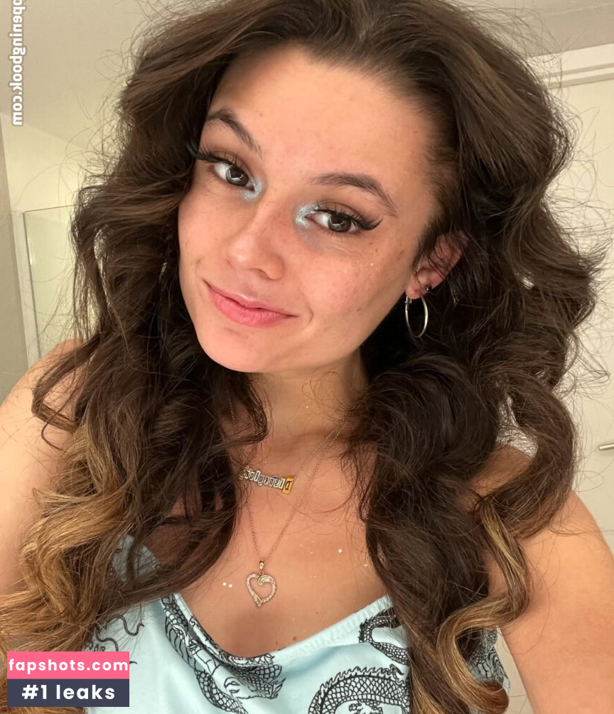 Mally_Mouse gallery photo #39