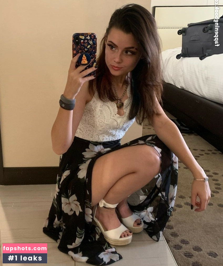 Mally_Mouse gallery photo #90