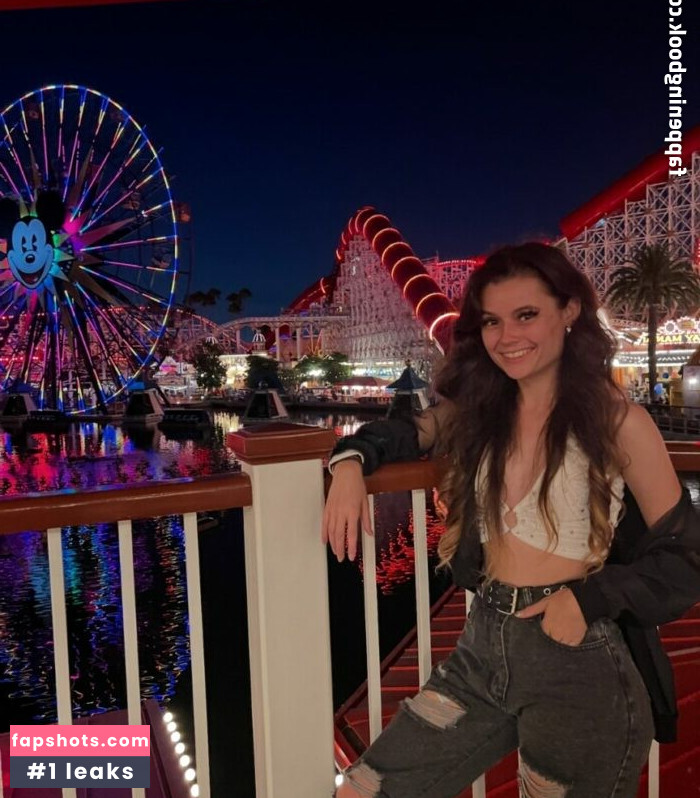 Mally_Mouse gallery photo #10